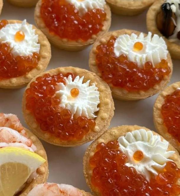 Тарталетки с икрой